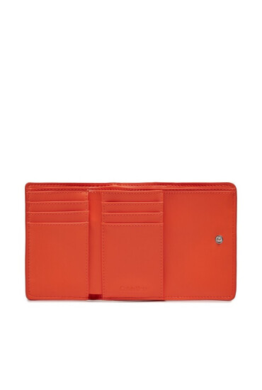 Calvin Klein Малък дамски портфейл Ck Must Trifold Sm K60K607251 Flame SA3 - Mera.bg