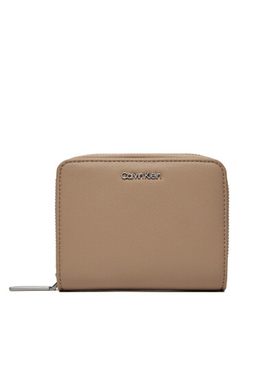 Calvin Klein Малък дамски портфейл Ck Must Z/A Wallet W/Flap Md K60K607432 Бежов - Mera.bg