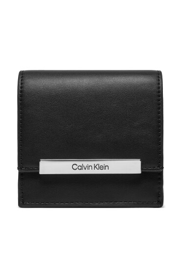Calvin Klein Малък дамски портфейл K60K612206 Черен - Mera.bg