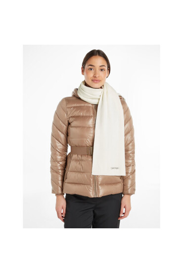 Calvin Klein Зимен шал Essential Knit Scarf 30X180 K60K608485 Marshmallow YAL - Mera.bg