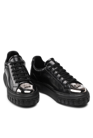 Casadei Сникърси - Mera.bg