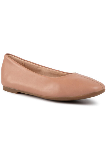 Clarks Балеринки Chia Violet 261465404 Praline Leather - Mera.bg