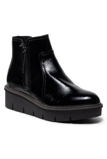 Clarks Боти Airabell Zip 261633094 Black Crinkle Patent - Mera.bg