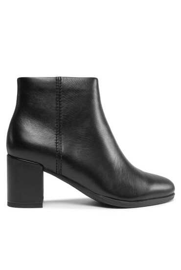 Clarks Боти Freva55 Zip 261747974 Черен - Mera.bg