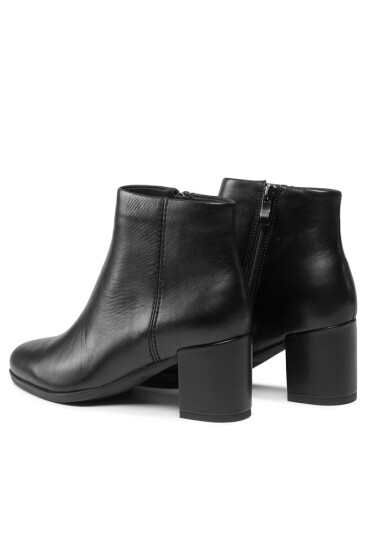 Clarks Боти Freva55 Zip 261747974 Черен - Mera.bg