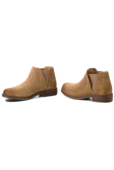 Clarks Боти тип челси Demi Beat 261353604 Кафяв - Mera.bg