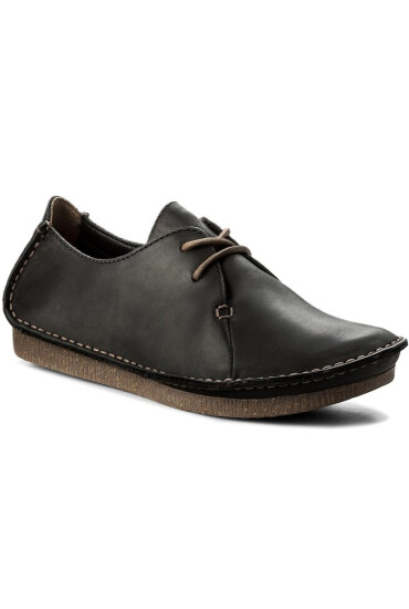 Clarks Обувки - Mera.bg