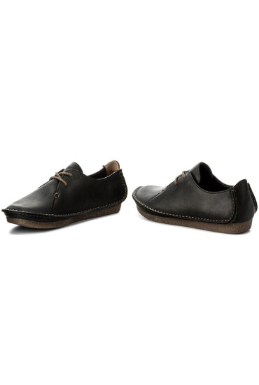 Clarks Обувки - Mera.bg