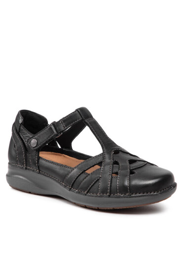Clarks Обувки - Mera.bg