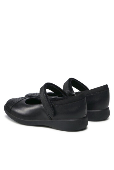Clarks Обувки - Mera.bg