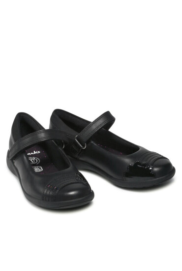 Clarks Обувки - Mera.bg