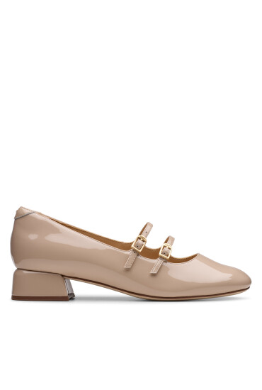 Clarks Обувки 26181313 Бежов - Mera.bg