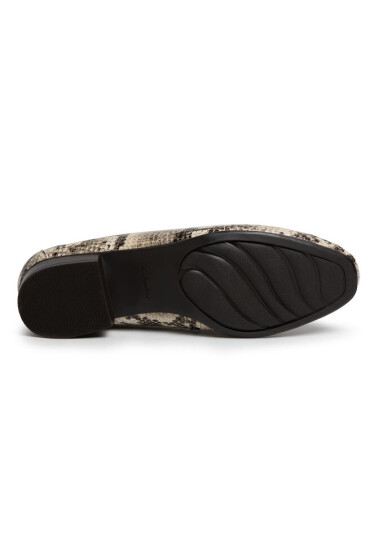 Clarks Обувки - Mera.bg