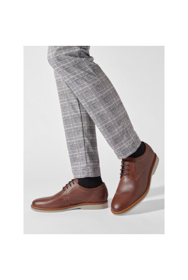 Clarks Обувки Atticus LTLace 26172070 Кафяв - Mera.bg