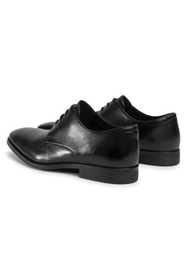 Clarks Обувки Gilman Plain 261475787 Black Leather - Mera.bg