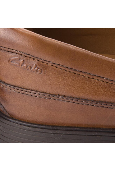 Clarks Обувки Tilden Free 261300987 Кафяв - Mera.bg