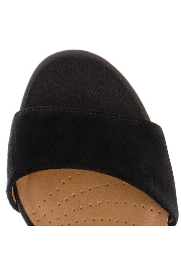 Clarks Сандали Deva Mae 261275684 Black Suede - Mera.bg