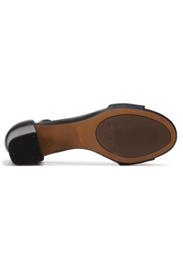 Clarks Сандали Deva Mae 261400074 Black Leather - Mera.bg