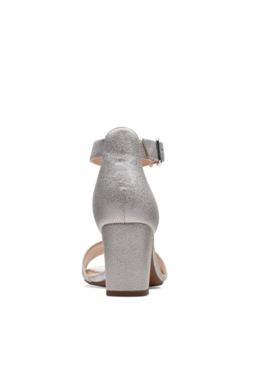 Clarks Сандали Deva Mae 26172737 Сребрист - Mera.bg
