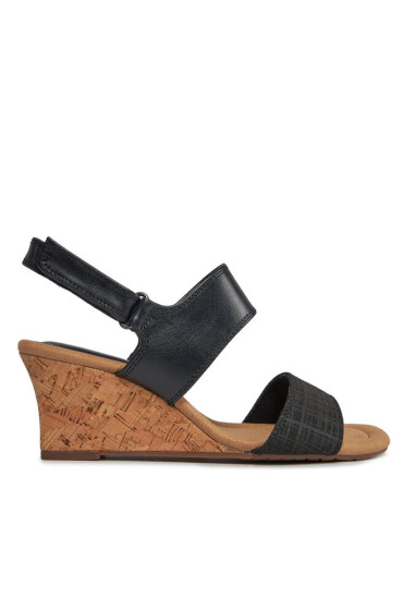 Clarks Сандали Kyarra Faye 26171237 Черен - Mera.bg