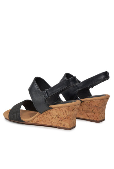 Clarks Сандали Kyarra Faye 26171237 Черен - Mera.bg