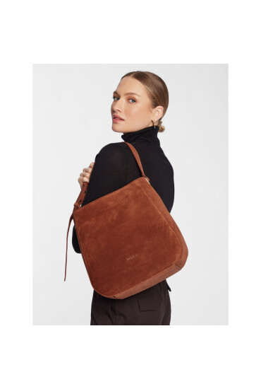 Coccinelle Дамска чанта M62 Lea Suede E1 M62 13 01 01 Brule W74 - Mera.bg
