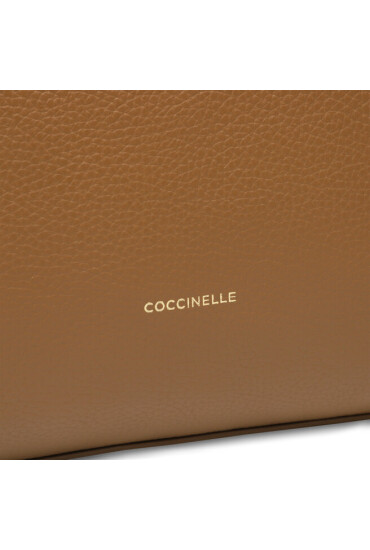 Coccinelle Дамска чанта M3A Estelle E1 M3A 18 02 01 Nocciola W43 - Mera.bg