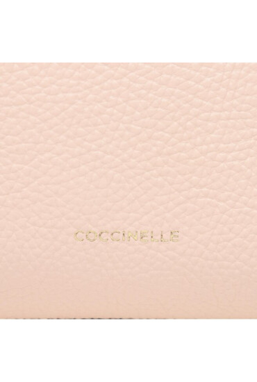 Coccinelle Дамска чанта N80 Beat Clutch E1 N80 19 02 01 Creamy Pink P43 - Mera.bg