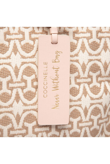 Coccinelle Дамска чанта MBD Never Without Bag Jacquar E1 MBD 18 01 01 Mult.Natur/Nocc 740 - Mera.bg