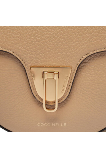 Coccinelle Дамска чанта MF6 Beat Soft E1 MF6 15 03 01 Brillant White N24 - Mera.bg