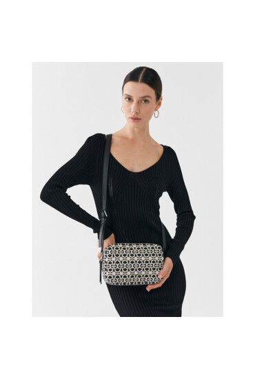 Coccinelle Дамска чанта N18 gleen Monogram E1 N18 15 02 01 Multi/Noir/Noir 736 - Mera.bg