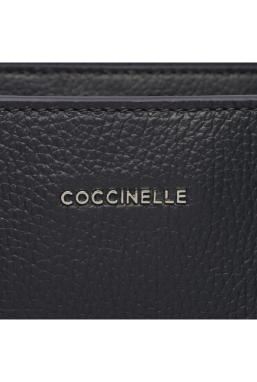 Coccinelle Дамска чанта NGP Farisa E1 NGP 11 01 01 Midnight Blue B29 - Mera.bg