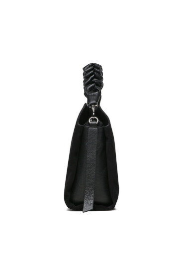 Coccinelle Дамска чанта P6P Boheme Suede Bimaterial E1 P6P 19 02 01 Grai Noir/Noir 001 - Mera.bg