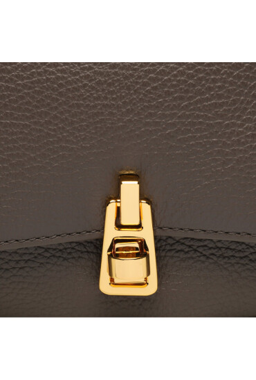 Coccinelle Дамска чанта PQR magie Soft E1 PQR 18 03 01 Coffee W00 - Mera.bg