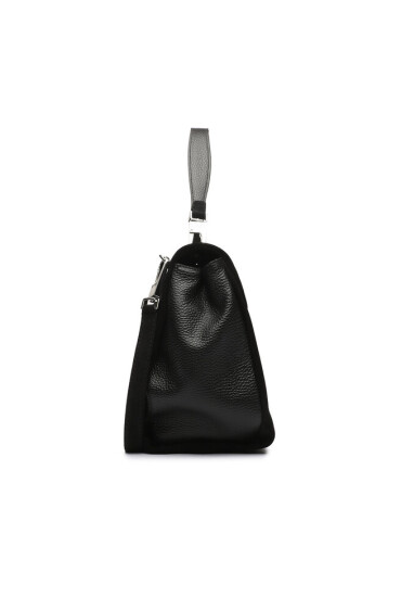 Coccinelle Дамска чанта PTB neofirenze Sued E1 PTB 18 03 01 Noir 001 - Mera.bg