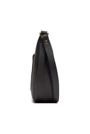 Coccinelle Дамска чанта QDK snuggie E1 QDK 15 02 01 Noir/Cuir 374 - Mera.bg