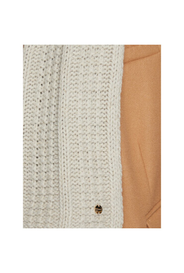 Coccinelle Зимен шал Linette E7 MY9 31 11 01 Silk Y87 - Mera.bg