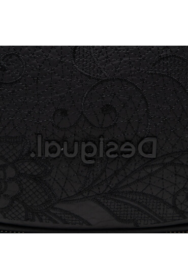 Desigual Дамска чанта - Mera.bg