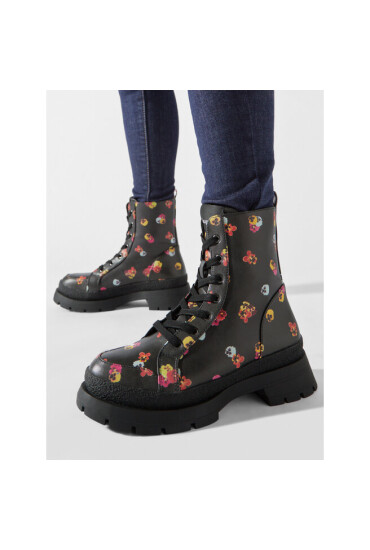 Desigual Туристически oбувки Shoes Boot Flowers 22WSTP10 2000 - Mera.bg
