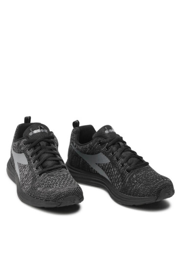 Diadora Обувки Dinamica 101.175595 01 C0200 Black/Black - Mera.bg