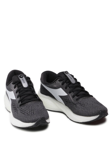 Diadora Маратонки за бягане Freccia 101.177494 01 C9621 Черен - Mera.bg