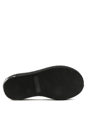 DKNY Чехли K1349809 XB1 - Mera.bg