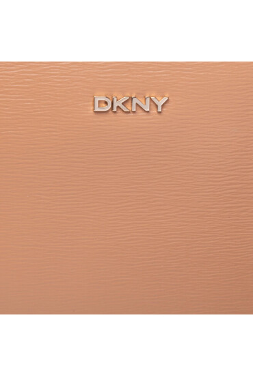DKNY Дамска чанта Bryant-Dome Cbody-Su R83E3655 Cashew CSH - Mera.bg