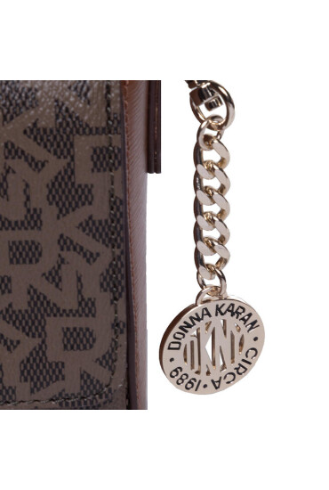 DKNY Дамска чанта Bryant Md Flap Xbody R82EJ467 Кафяв - Mera.bg