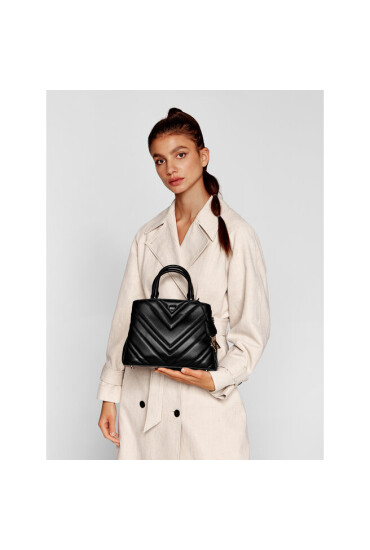 DKNY Дамска чанта Paige Md Satchel R22DB327 Blk/Gold 82 - Mera.bg