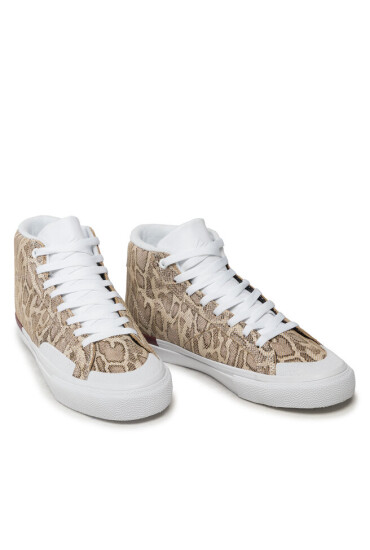 Emerica Сникърси - Mera.bg