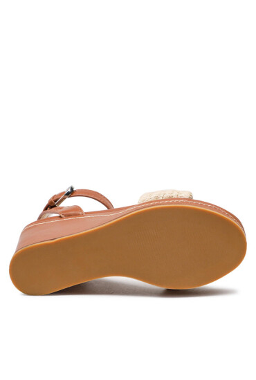 Emporio Armani Сандали X3U096 XN634 D358 Cuoio/Naturale - Mera.bg