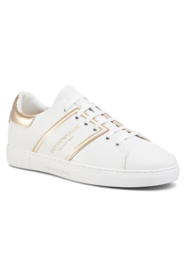 Emporio Armani Сникърси X3X096 XM090 P461 White/Lt. Gold - Mera.bg