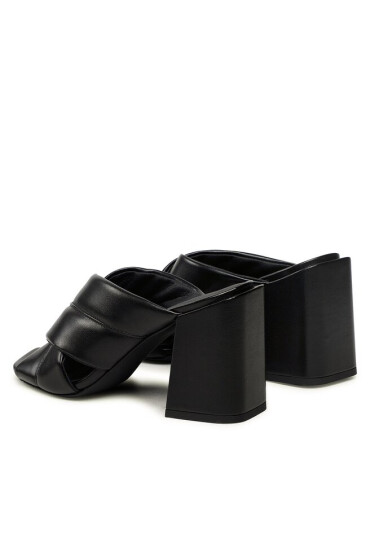 Furla Чехли Cross YF02FCR-U44000-O6000-4-401-20-IT Черен - Mera.bg