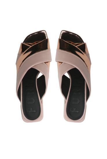 Furla Чехли Cross YG26FCR-BX1890-2170S-4-401-20-IT-3700 S Quarzo/Nude - Mera.bg